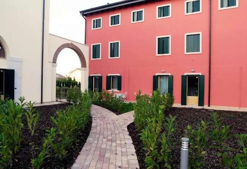 B&b Corte Dei Cedri