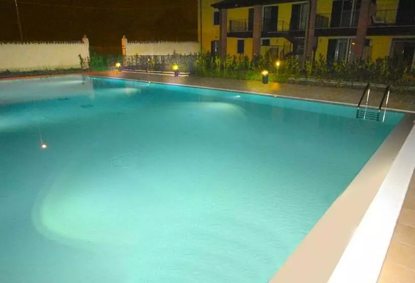 B&b Corte Dei Cedri