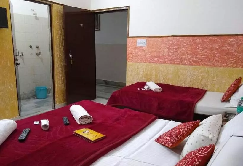 ペンション Agra Paying Guest House
