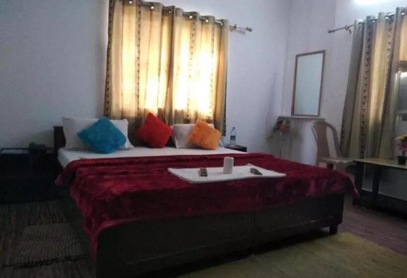 ペンション Agra Paying Guest House