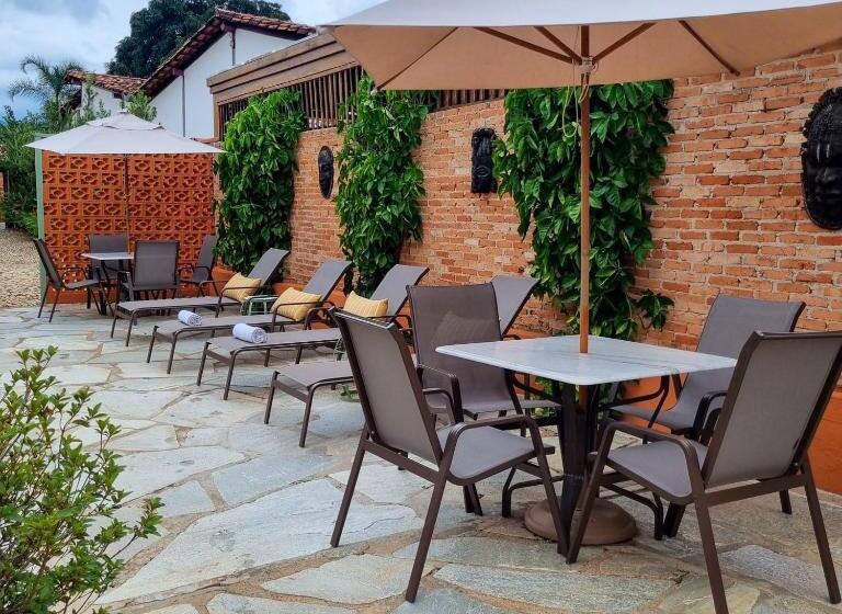 پانسیون Pouso 22