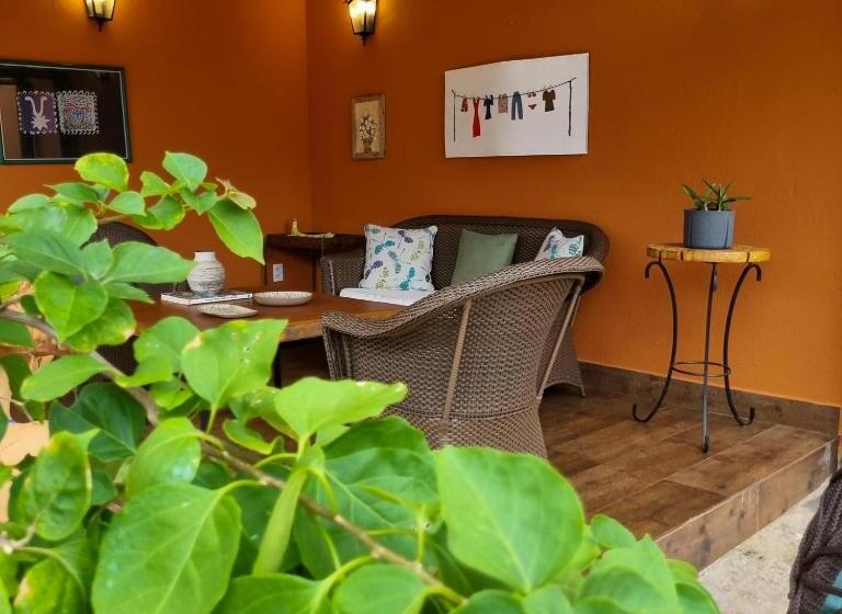 پانسیون Pouso 22