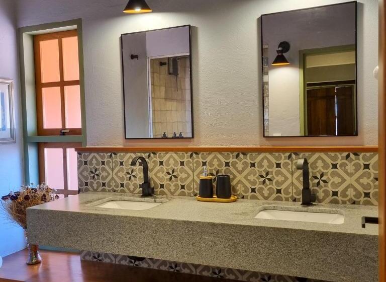 پانسیون Pouso 22