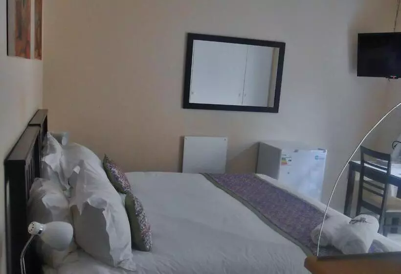 پانسیون Toscana Cottage