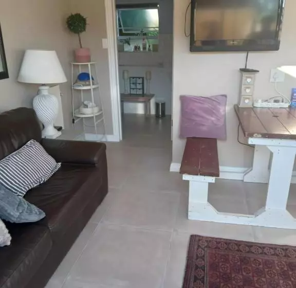 پانسیون Toscana Cottage