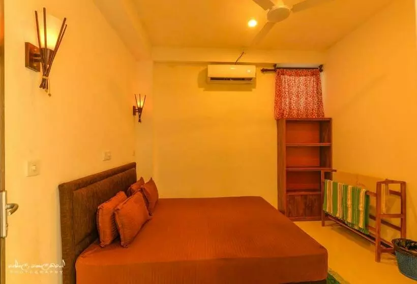 پانسیون 2b1 Weligama