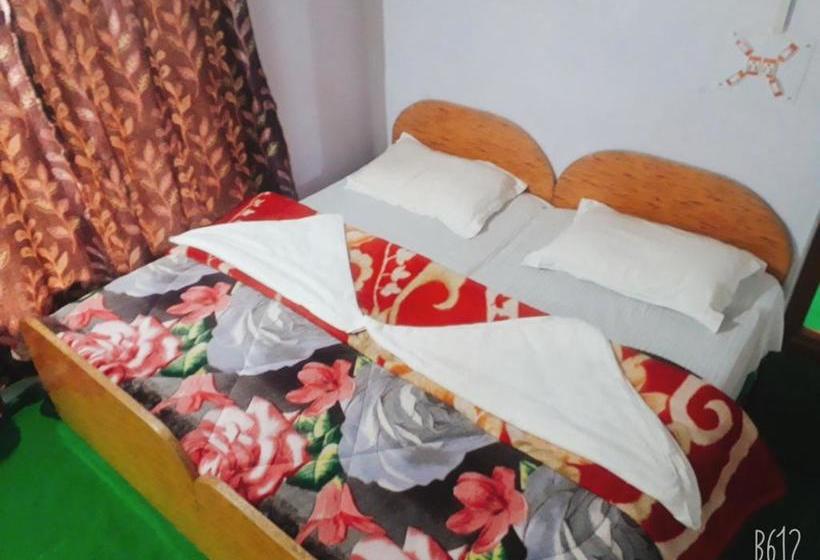 Panzió Zebrina, Pahalgam