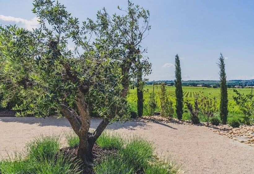 ベッドアンドブレックファースト Maison Sadina