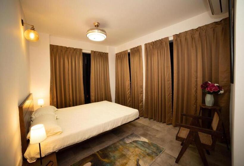 Half Hotel, Calangute