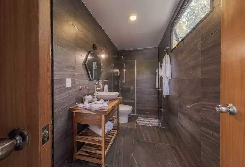 Hotelli Nimue Marina Residence