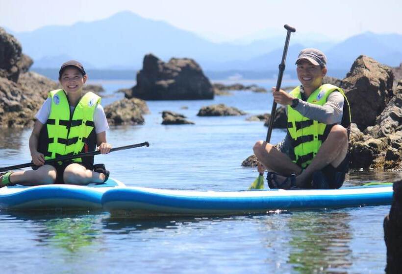 Pensão Guest House & Bar Diamond Head