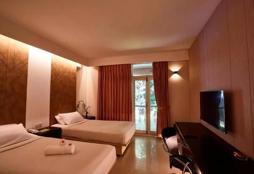 Foy S Lake Resort