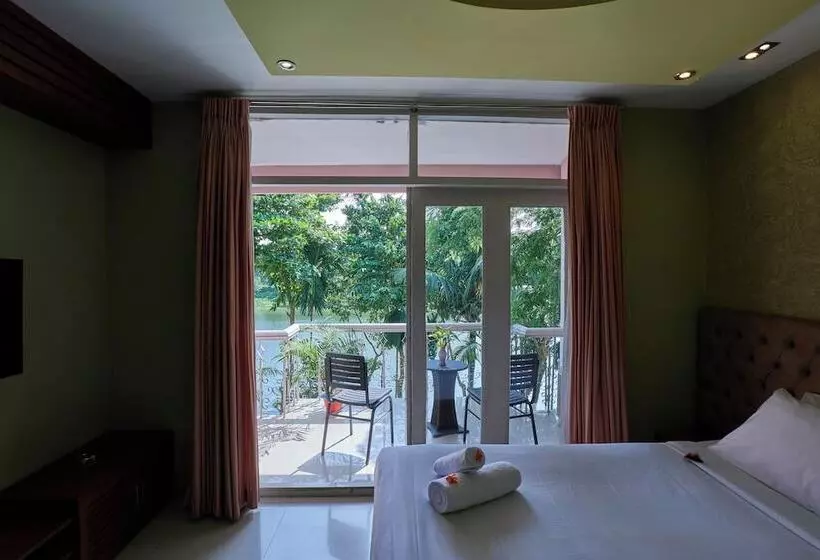 Foy S Lake Resort