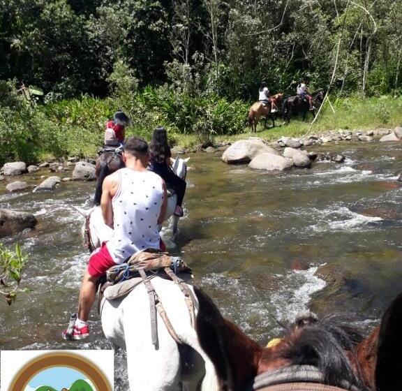 هتل El Patio De Mi Casa