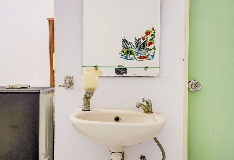 בית מלון כפרי Oyo 90118  Diamond Syariah