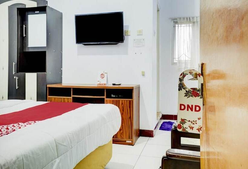 בית מלון כפרי Oyo 90118  Diamond Syariah