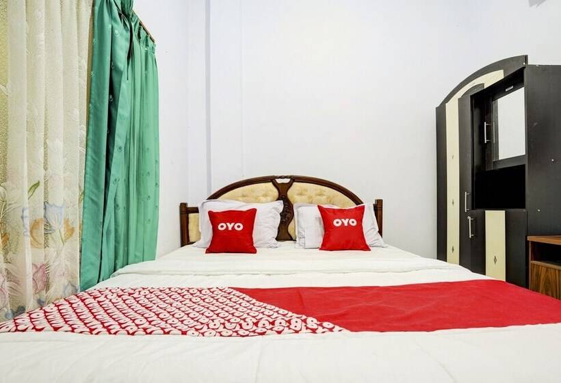 בית מלון כפרי Oyo 90118  Diamond Syariah