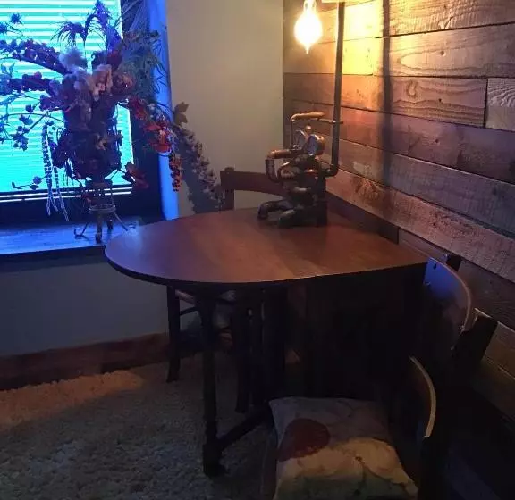 ペンション Room In Studio  The Amazing Potting Shed