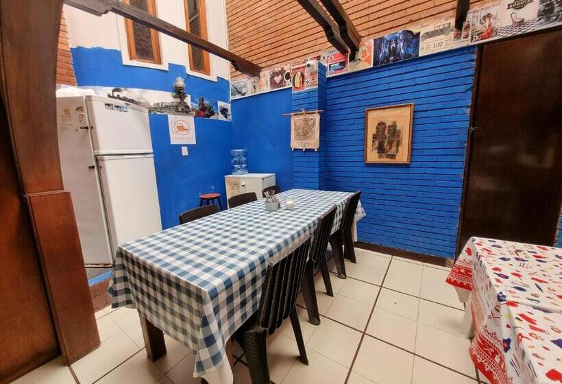 تختخواب و صبحانه Acogedor Hostal Usaquen La Parada Del Tren