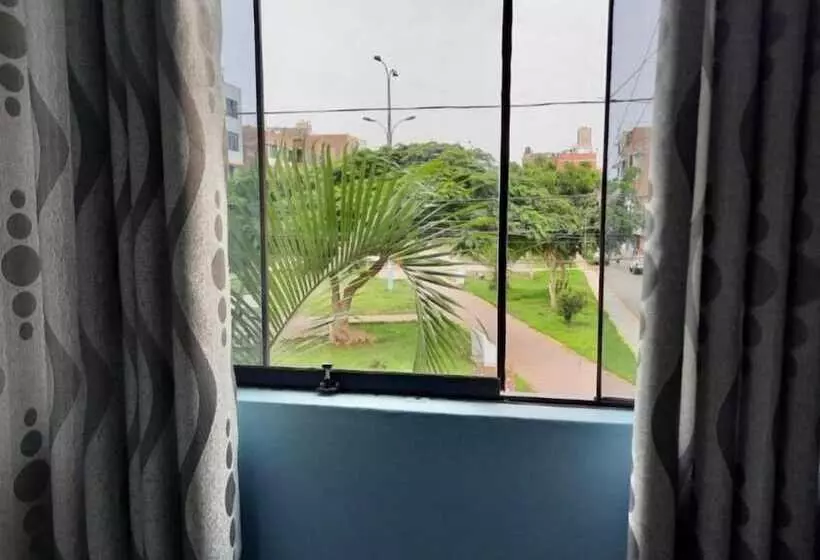 تختخواب و صبحانه El Tumi Aeropuerto