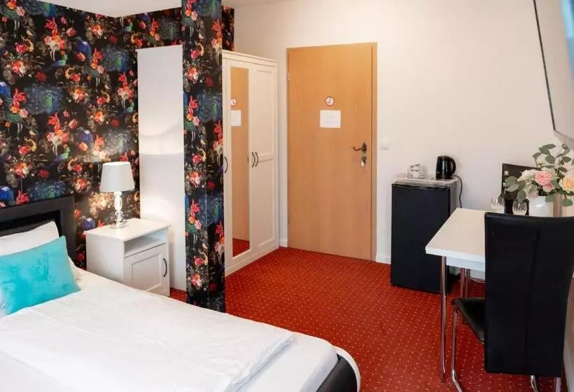 Aamiaismajoitus (B&B) Zum Hahn