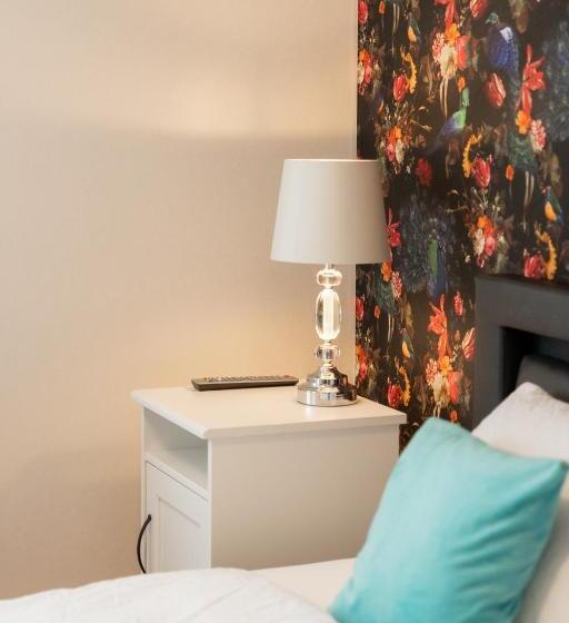 مبيت وإفطار Zum Hahn