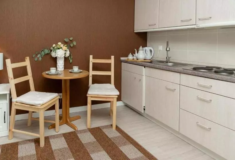 Aamiaismajoitus (B&B) Zum Hahn