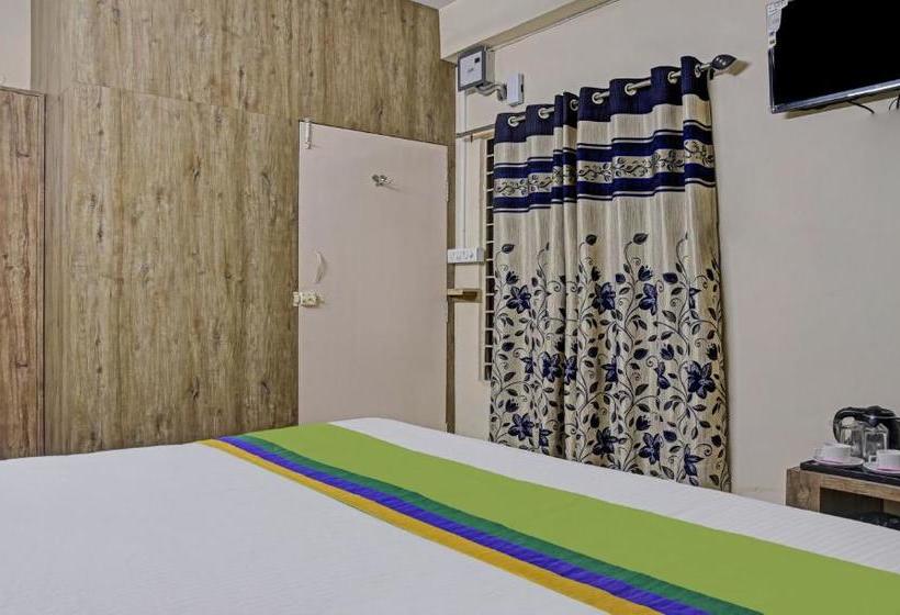 Hotel Treebo Trend Pleasure Suites