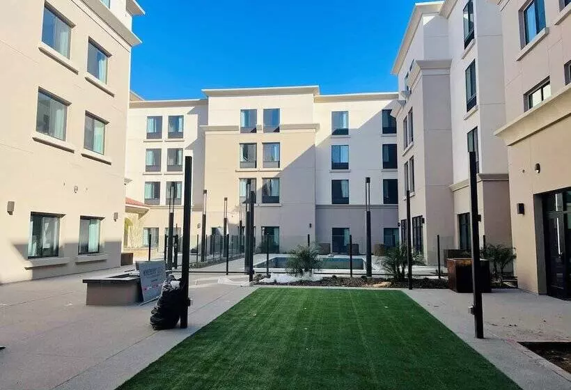 ホテル Residence Inn By Marriott Valencia