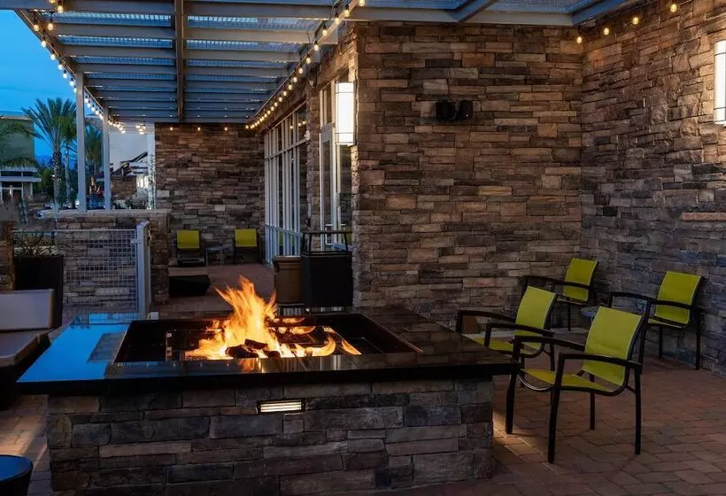 ホテル Springhill Suites By Marriott Irvine Lake Forest