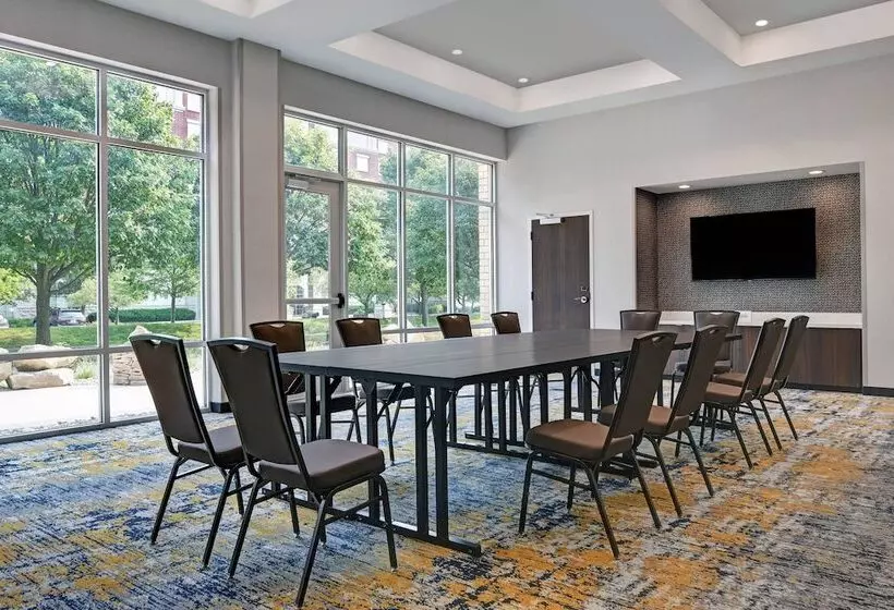 ホテル Towneplace Suites By Marriott Columbus Dublin