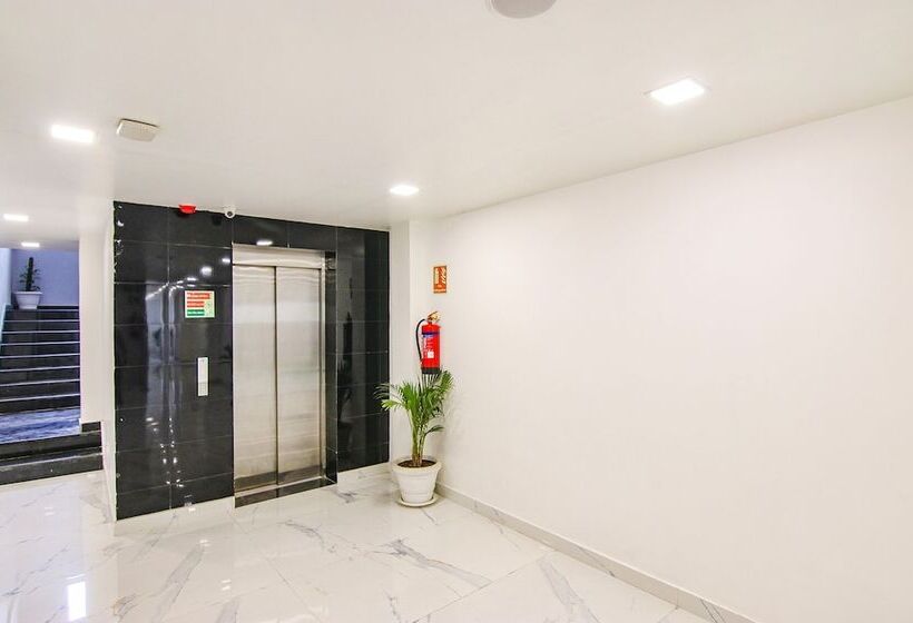 Fabhotel Chawla House