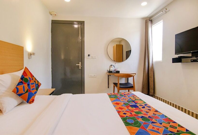 Fabhotel Chawla House