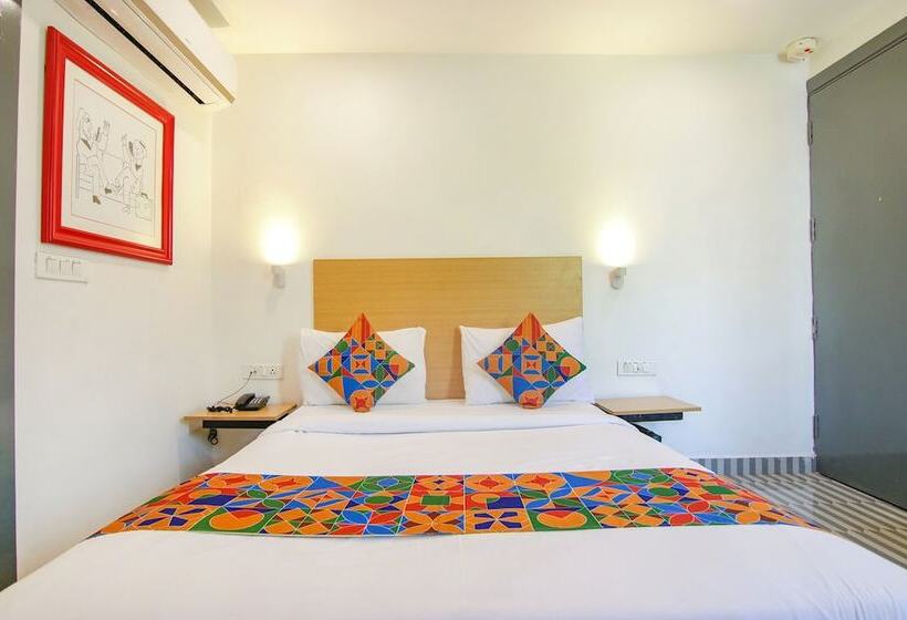 Fabhotel Chawla House