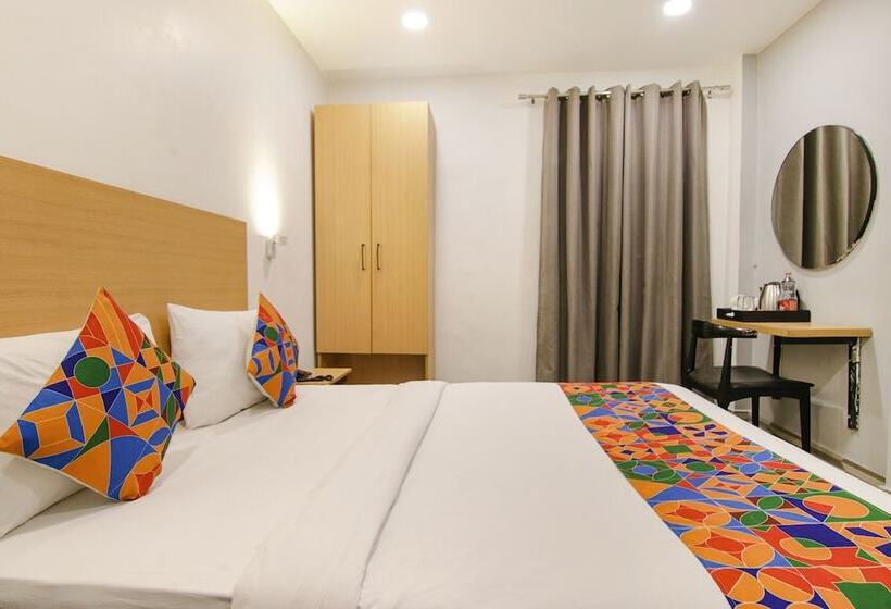 Fabhotel Chawla House