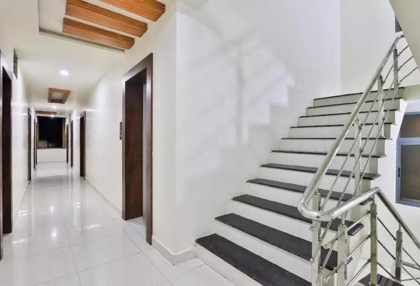 ホテル Bansidhar Somnath