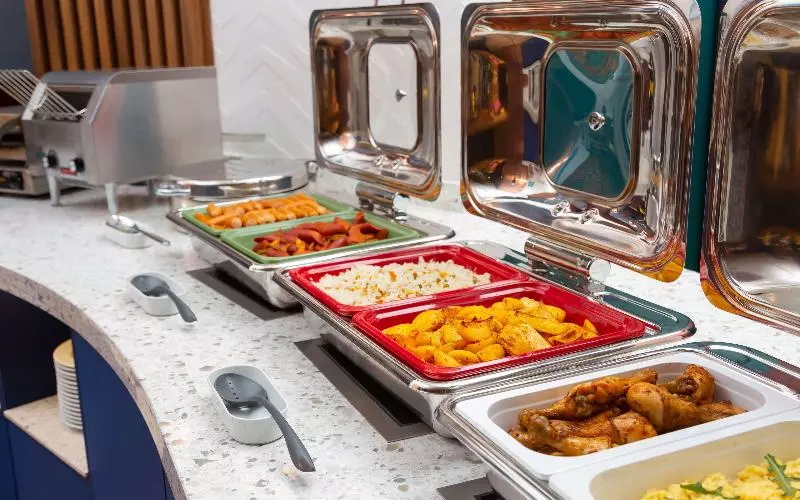 هتل Hampton By Hilton Turkistan