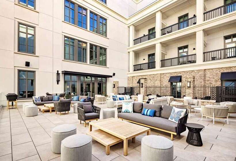 ホテル Hilton Club Liberty Place Charleston