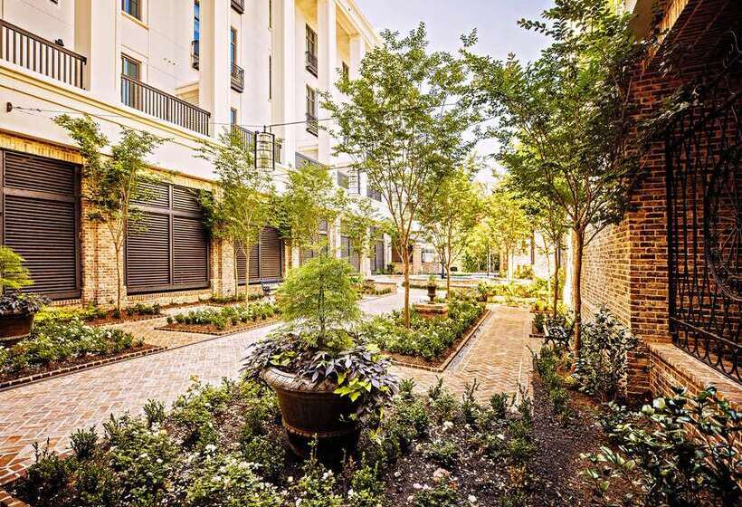 ホテル Hilton Club Liberty Place Charleston