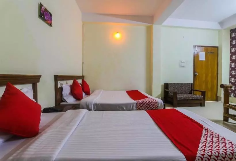 Hotelli Oyo 27059  Grand City
