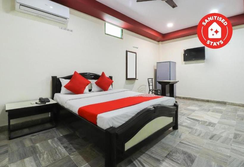 ホテル Oyo 28668  Shiv Ganga