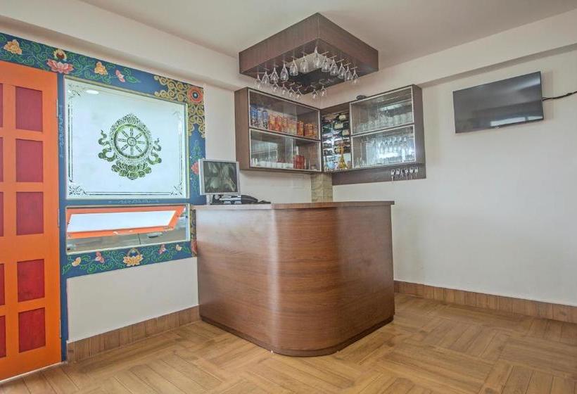 فندق Oyo 29889 Green Druk