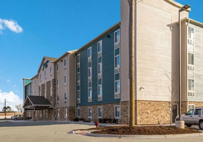 ホテル Woodspring Suites Detroit Madison Heights
