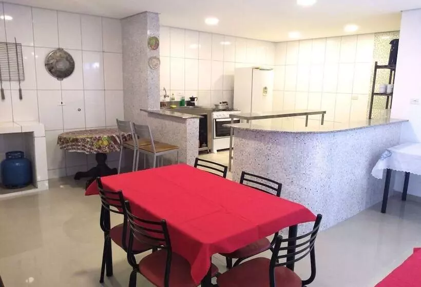 Majatalo Pousada Pontal Do Sul