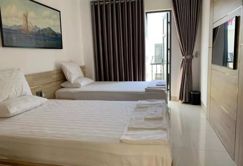Sunrise Condotel
