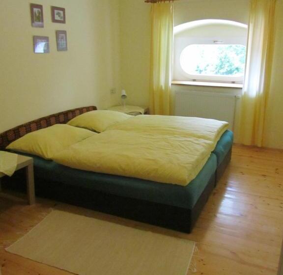 旅馆 Schlossbrauerei Weinberg   Erste Oö. Gasthausbrauerei