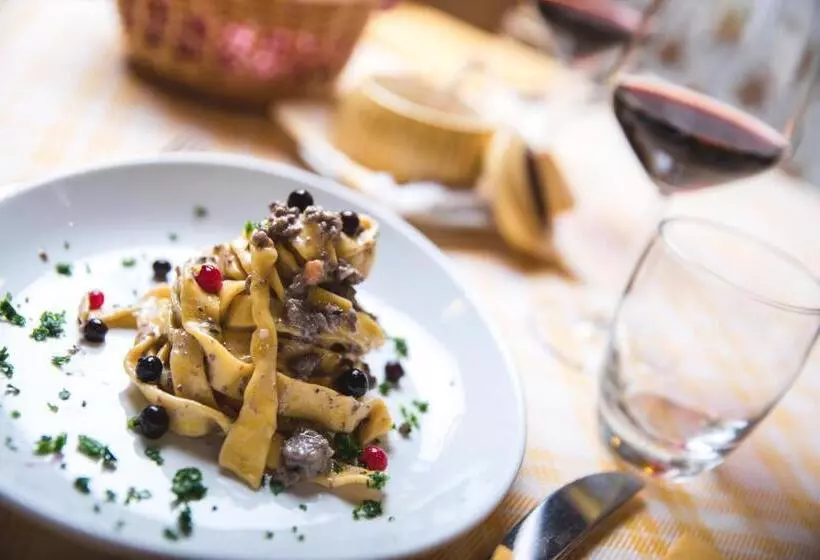 ホテル Albergo Vezzana