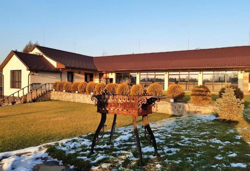 בית מלון כפרי Ashad