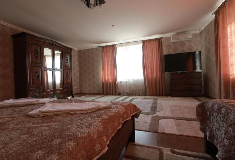 בית מלון כפרי Ashad