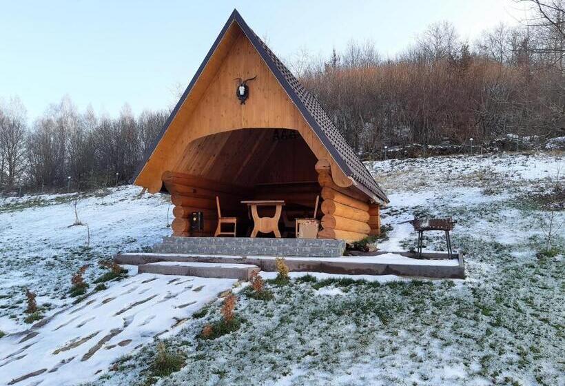 בית מלון כפרי Ashad